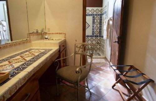 Kerrville Apartment | ESCONDIDA SUITE #7 KING
