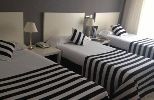 Prosperidad House | Esentia Togumar - Triple (2 adults + 1 child)