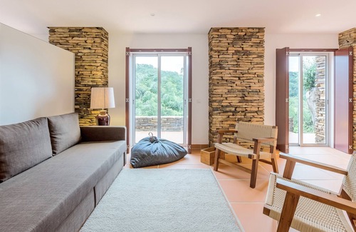 Sao Salvador House | Espargal Rural Reserve Studio
