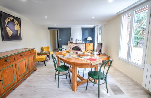Olivet House | Espelidou is a 2 bedroom, 1 bathroom house is a few minutes from Orléans