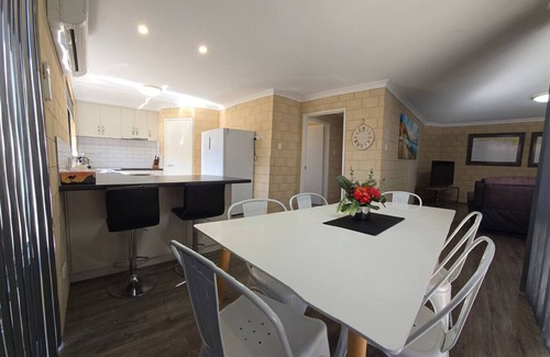 Esperance Villa | Esperance Break Away