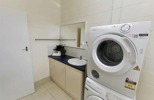 Castletown Apartment | Esperance Little Units 1