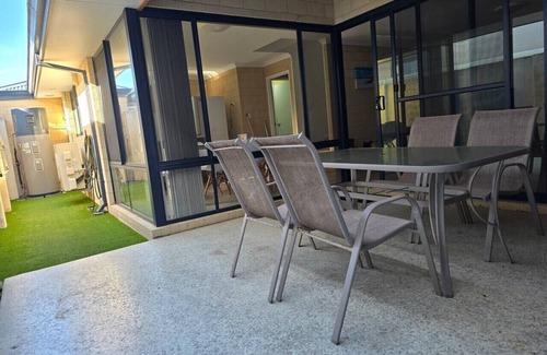 Esperance House | Esperance Ocean Escape