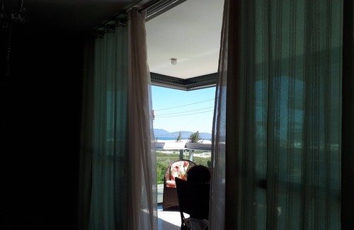 Braga Apartment | Espetacular e Belíssimo Apartamento Decorado e Confortável na Praia de Cabo Frio