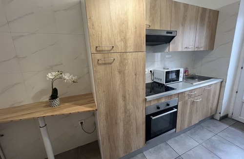 Mulhouse Apartment | Esprit Colmar, 2 Chambres de Charme - Sauna & Sport Club