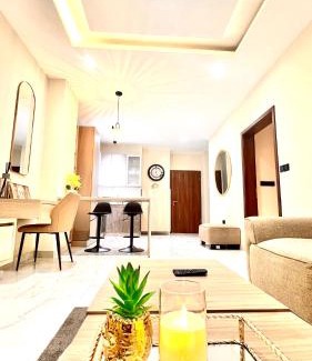 Accra Apartment | Essence Luxury 1 bedroom Suite, Airport-Accra