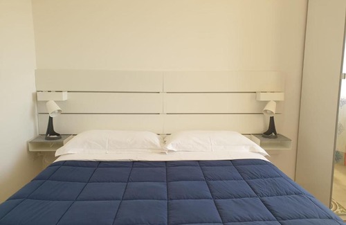 Potenza House | ESSENTIAL HOUSE in Centro Città con Parcheggio Privato e WIFI