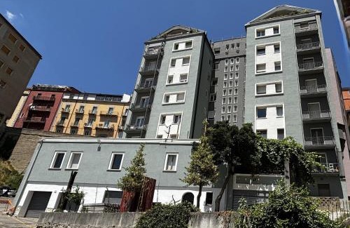 Potenza House | ESSENTIAL ROOM & PARKING in Centro Città con Parcheggio Privato e WIFI