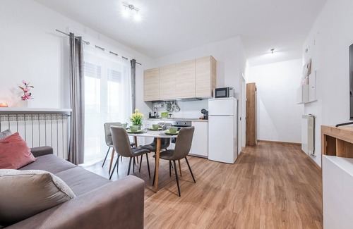 Crocifissa di Rosa Apartment | *[Essenza Moderna]* near Hospital and Center