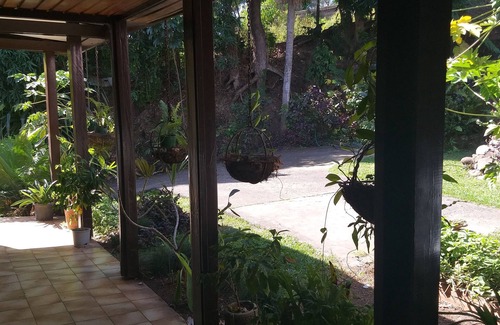 Lautoka House | Established house, sea views & sunsets, pool, privacy, space 15 min walk to city