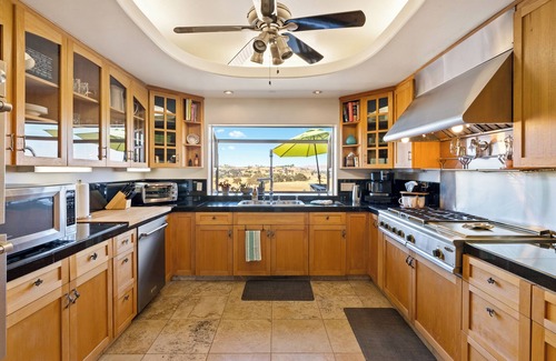 Paso Robles House | Estate@Whispering Oaks-2 Homes/1 Studio Hot Tubs