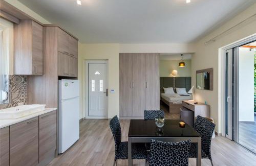 Pylos-Nestoras Apartment | Estia Coastal Dream - Lush & Enchanting Garden Gem
