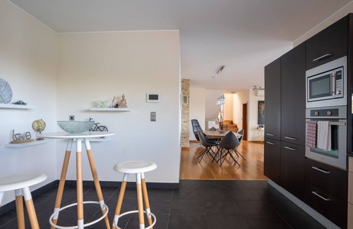 Calheta House | Estrela do Mar - Lovely, Sun Filled Villa