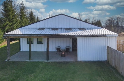 North Industry House | Eternal Romance: The Honeymoon Suite at 1885 Farms