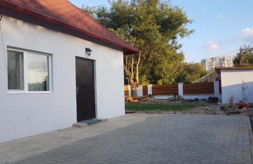 Cahul House | Ethnic House in Town Center