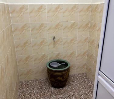 Batu Pahat House | Etosh Homestay