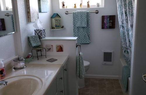 Eugene House | Eugene Cottage Guest House