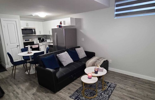 Saskatoon House | Euler's New Suite in Brighton