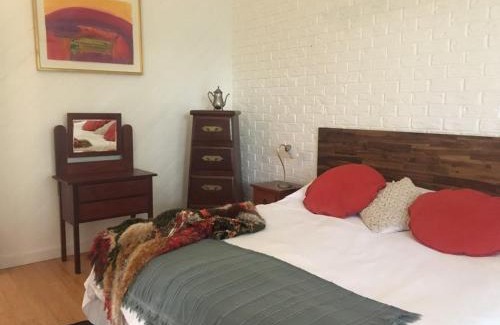 Eumundi Bed & Breakfast | Eumundi Guesthouse and B&B