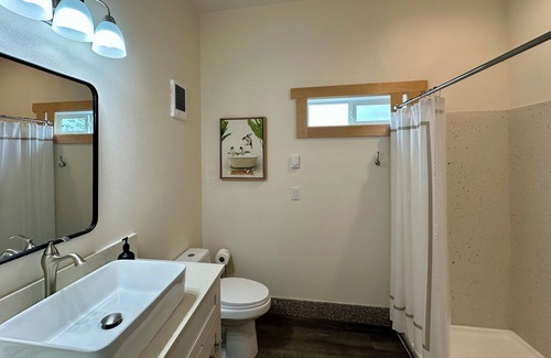 Newberg Cottage | European Style Cottage in Oregon's Willamette Valley Wine Country - Cottage #1