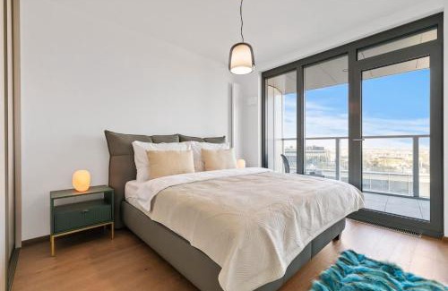 Nivy Apartment | Eurovea Tower Apt 2 Sky View