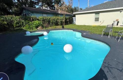 Eustis House | Eustis Pool Retreat!