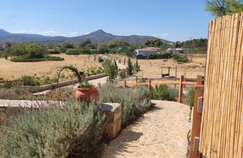 Kapandriti Villa | EuZoea Country Home