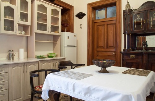 Lviv City Center Apartment | "Eva Stories" Movie Apartment in Львів