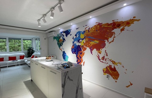 Skopje Region Apartment | EVAs★WorldMap★Bright★Spacious 2BR/2BA/FreeParking