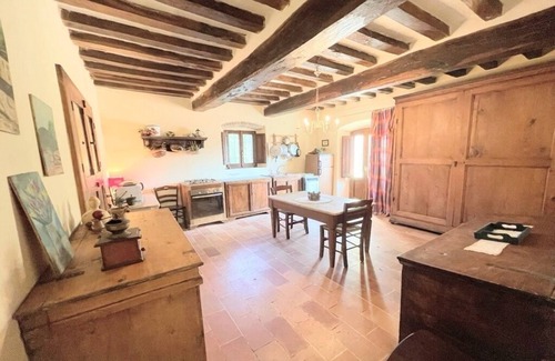 San Brizio Apartment | Eve House - sleeps 4 + 1 child. Pool, orchards + gardens, all exclusively yours!