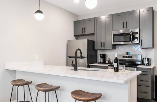 Forest Hill Terrace Apartment | Evelyn 319 - Beautiful brand-new 1BR in beautiful Forest Hill