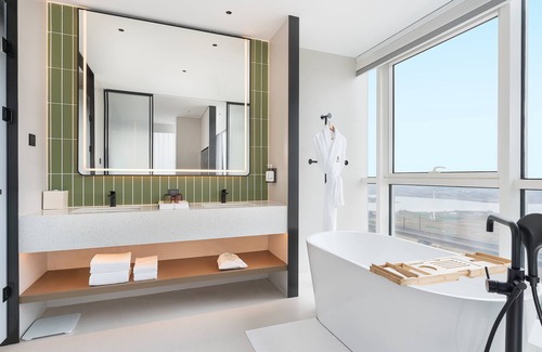 Jiang'an District Hotel | EVEN Wuhan Airport Zone by IHG
