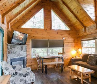 Millersburg House | Evergreen Cabin by Amish Country Lodging