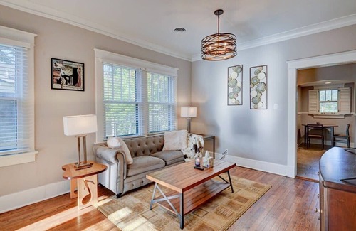 Evergreen House | Evergreen Charm in Midtown Memphis
