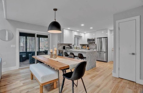 Gouldsboro House | Evergreen Lodge | Hot Tub | Wi-Fi | Fireplace