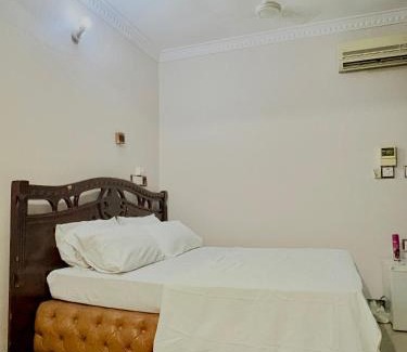 Sinza Bed & Breakfast | Everlasting stays
