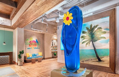 East Village Hotel | Everything You Need For The Perfect Vacation! Rooftop Pool, Pets Allowed