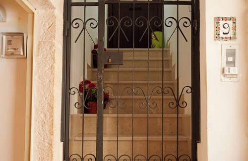 Bitetto Apartment | Ex Monastero in Centro Storico a Bitetto, 3 Bedrooms, Free Wi-Fi.
