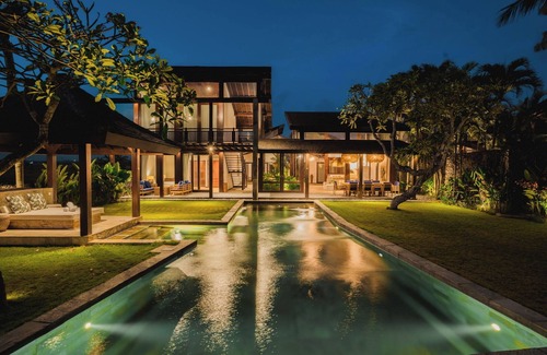 Tegal Mengkeb Villa | Exceptional luxury rice field villa in Tabanan!