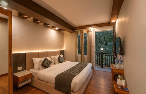 Mallital Hotel | Excel Hotels & Resorts Mall Road Nainital