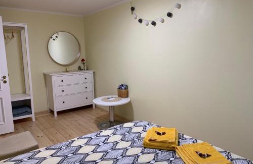 Imanta Apartment | Excelent apartment with garden and free parking