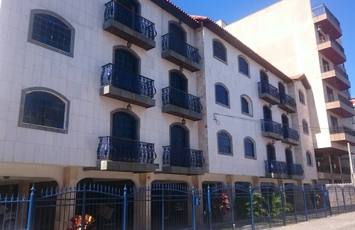 Cabo Frio Apartment | Excellent 2 bedroom apartment (1suite) Praia do Forte - on the beach block !