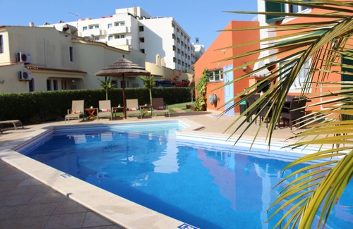 Santa Eulalia Villa | Excellent 4 Bedroom Villa with Private Pool in Albufeira