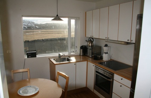 Borgarnes Apartment | Excellent Apartment On A Farm On The West Side Of Iceland