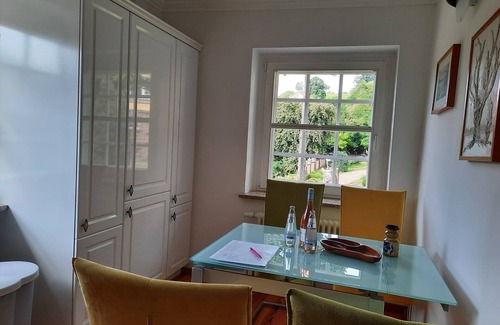 Oderberg House | Excellent apartment overlooking the lake and close to the boat lift