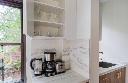 Turtle Bay Apartment | Excellent Midtown E Studio w/Doorman & W/D, nr E River, by Blueground