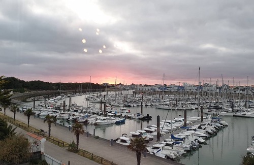 Saint-Gilles-Croix-de-Vie Apartment | Exceptional view next to the Grande Plage with WIFI