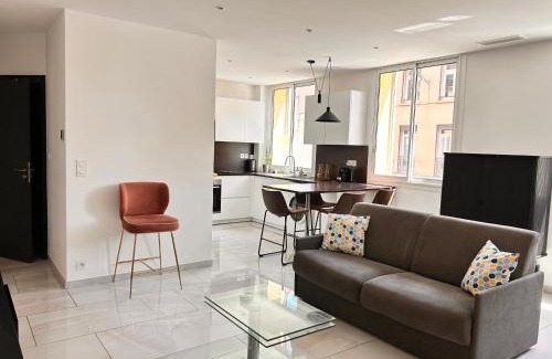 Saint-Raphael Apartment | Exception- 6 pers NEUF Hyper centre - Clim