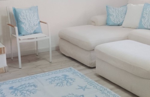 Palau Apartment | Exceptional apartment in the center of Palau. Walking distance to beach and harbor!