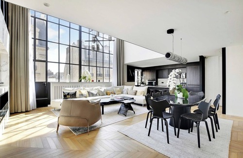Quartier de la Plaine-de-Monceaux Apartment | Exceptional apt with A/C - 2BD/4P - Parc Monceau